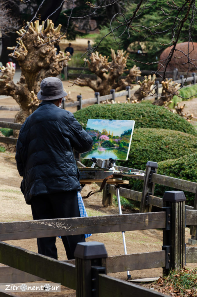 Maler im Shinjuku Gyoen Park