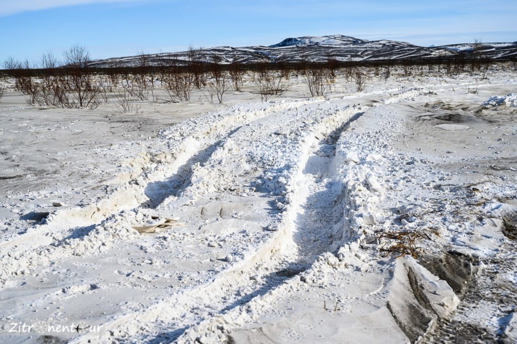 Anfang der Straße zum Þjófafoss