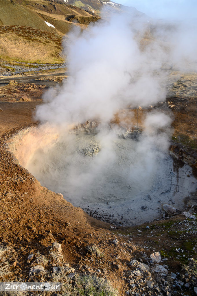 Kochendes Schlammloch bei Reykjadalur