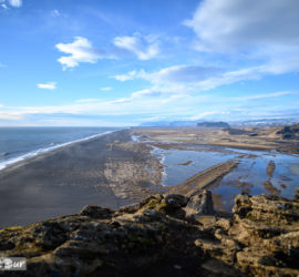 Aussicht vom Dyrhólaey Richtung Sólheimasandur