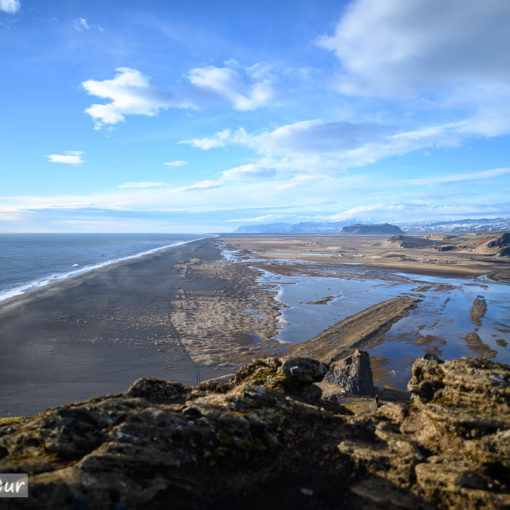 Aussicht vom Dyrhólaey Richtung Sólheimasandur