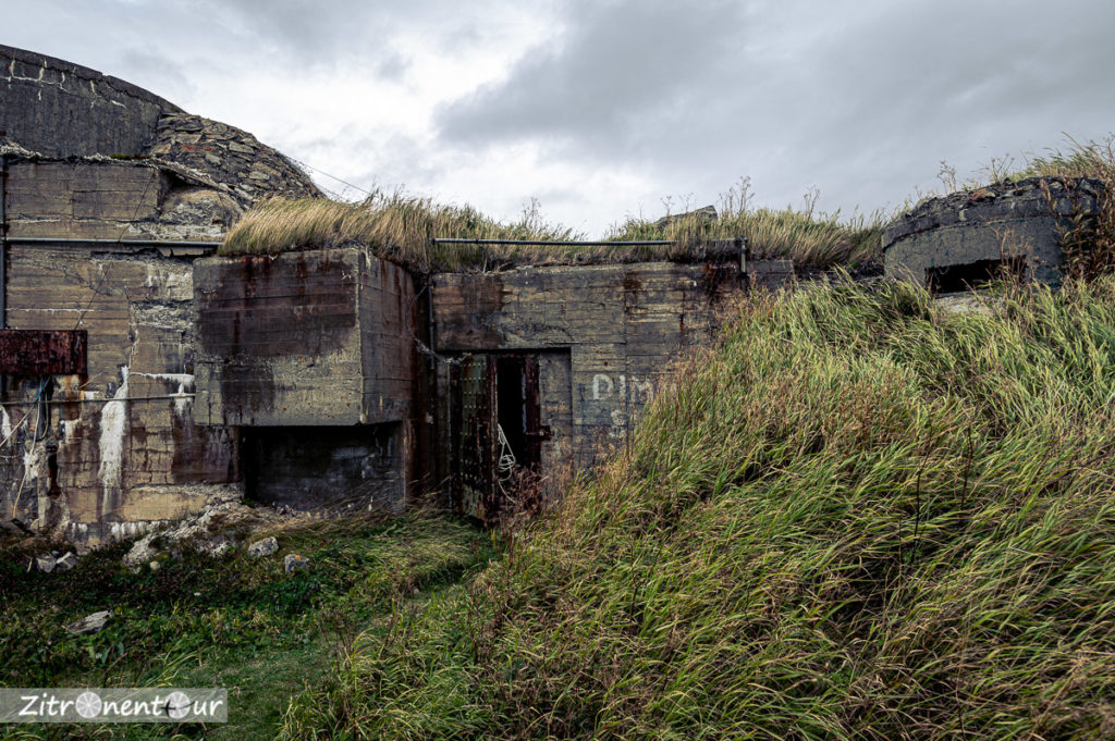 Oberirdischer Zugang zum Feuerleitbunker