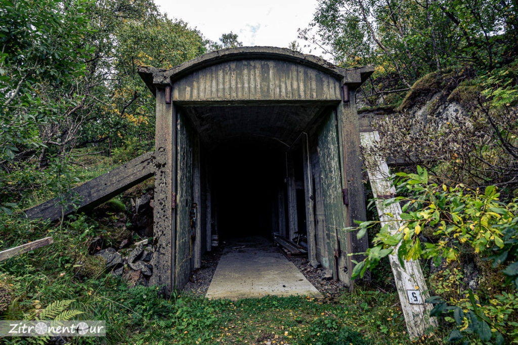 Eingang zum Munitionsbunker
